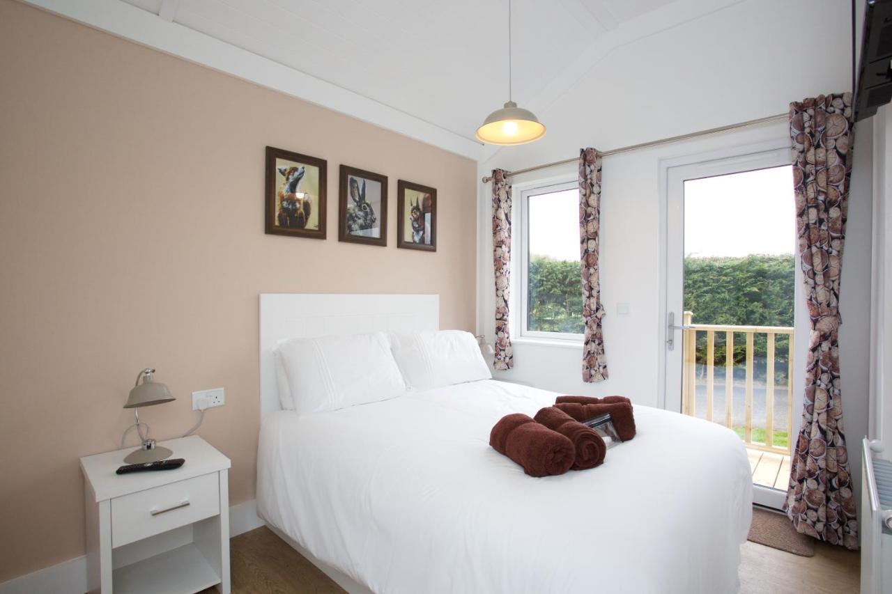 Braidhaugh Holiday Lodge And Glamping Park Crieff Dış mekan fotoğraf