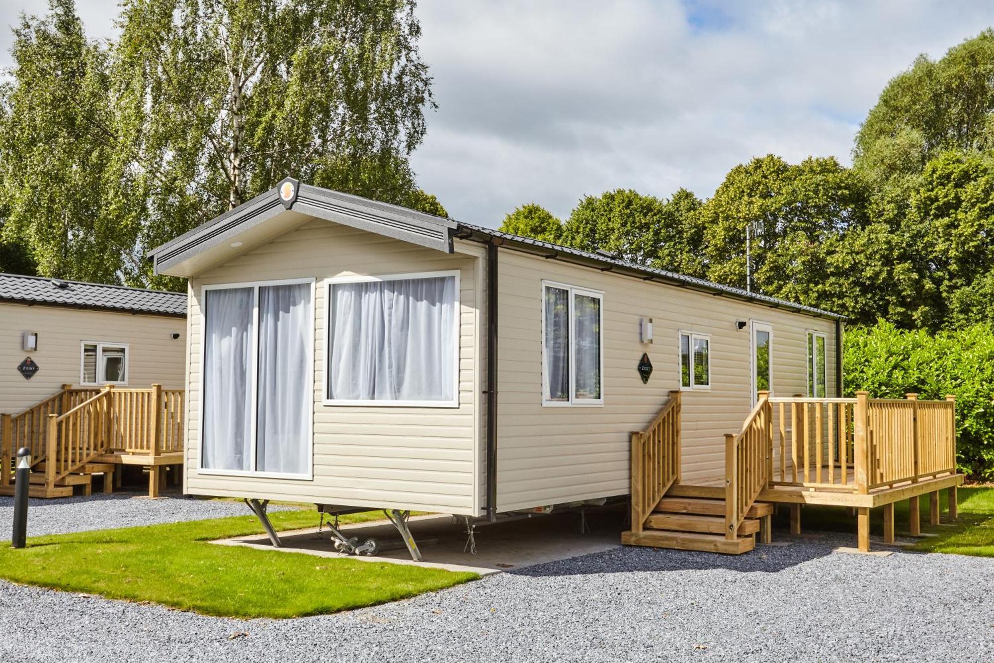Braidhaugh Holiday Lodge And Glamping Park Crieff Dış mekan fotoğraf
