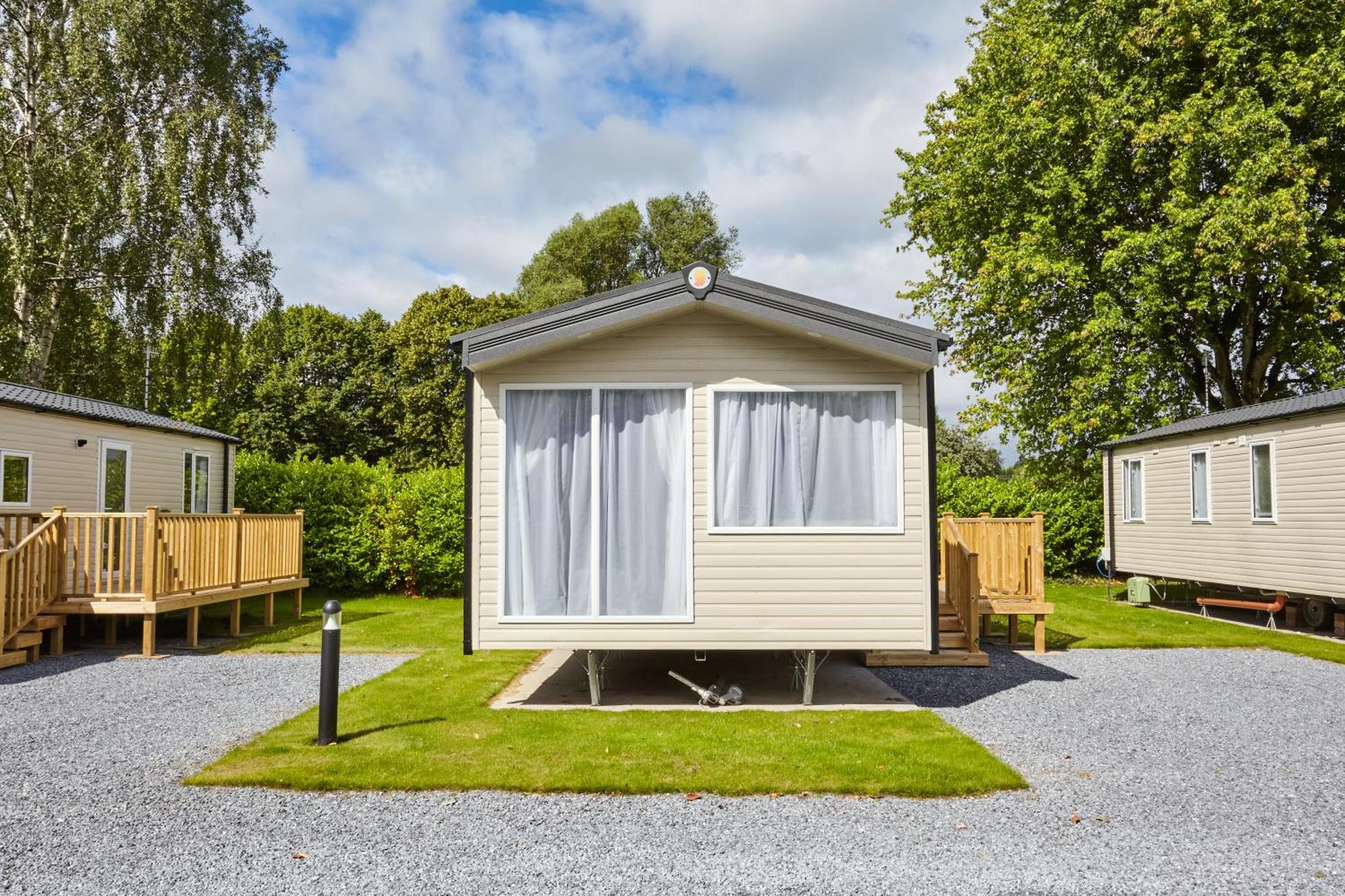 Braidhaugh Holiday Lodge And Glamping Park Crieff Dış mekan fotoğraf