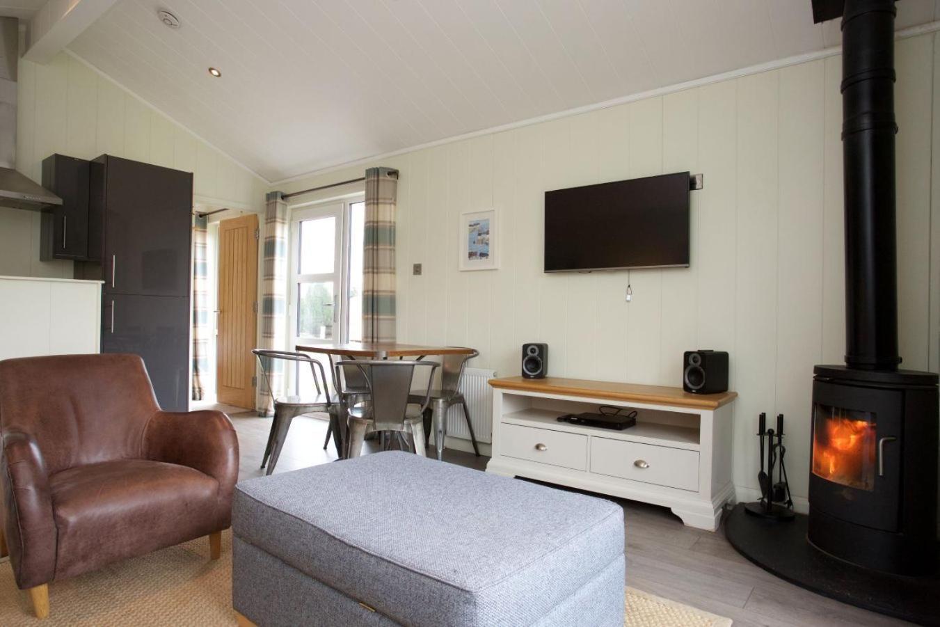 Braidhaugh Holiday Lodge And Glamping Park Crieff Dış mekan fotoğraf
